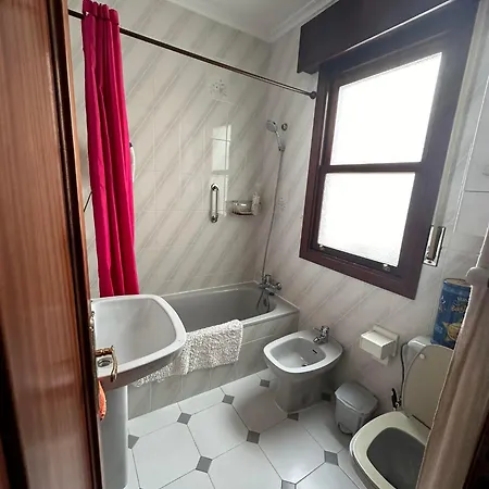 Elysium House Homestay *